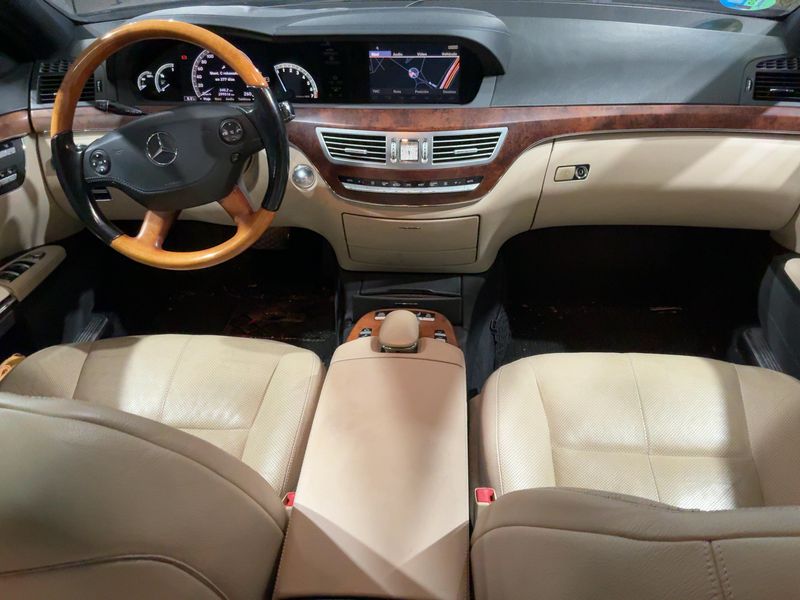 Mercedes-Benz S-Klasse S 500 — zdjęcie 12