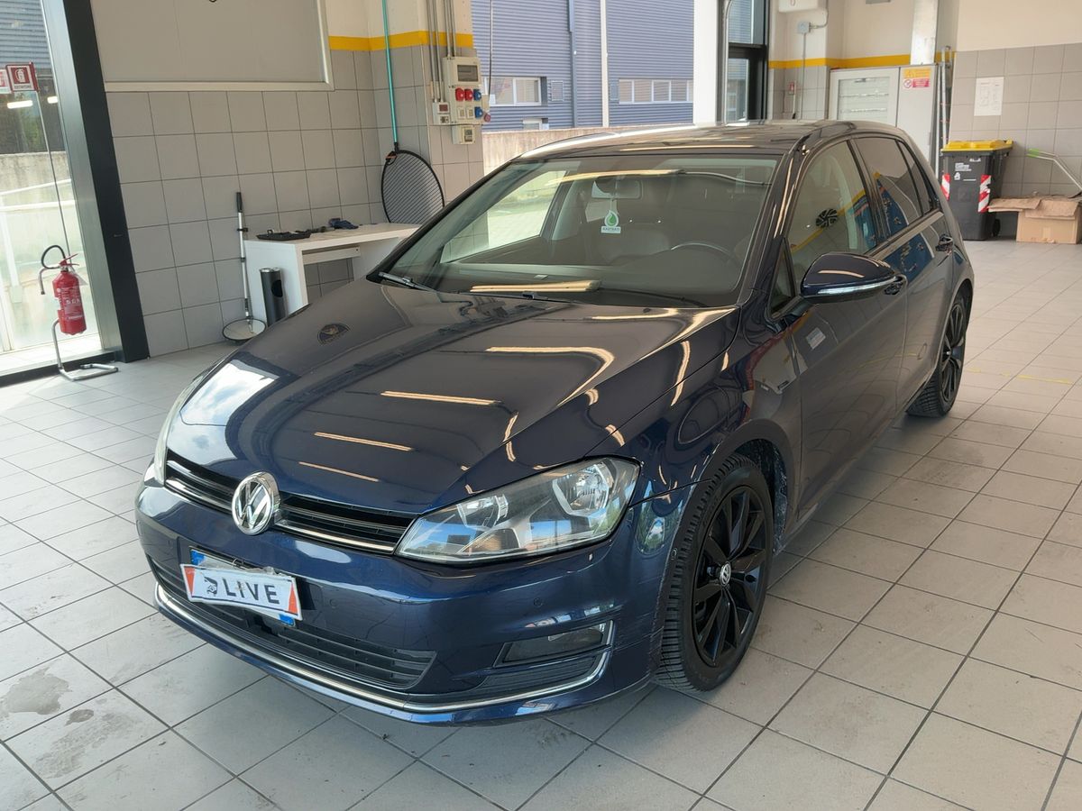 Volkswagen Golf 2015 — photo 1