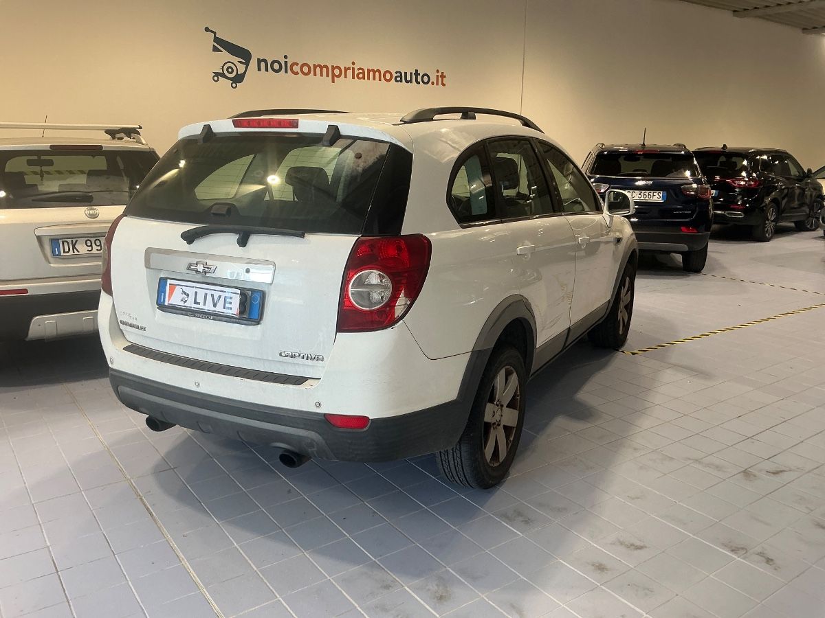 Chevrolet Captiva 2.2 Diesel D LS 2WD