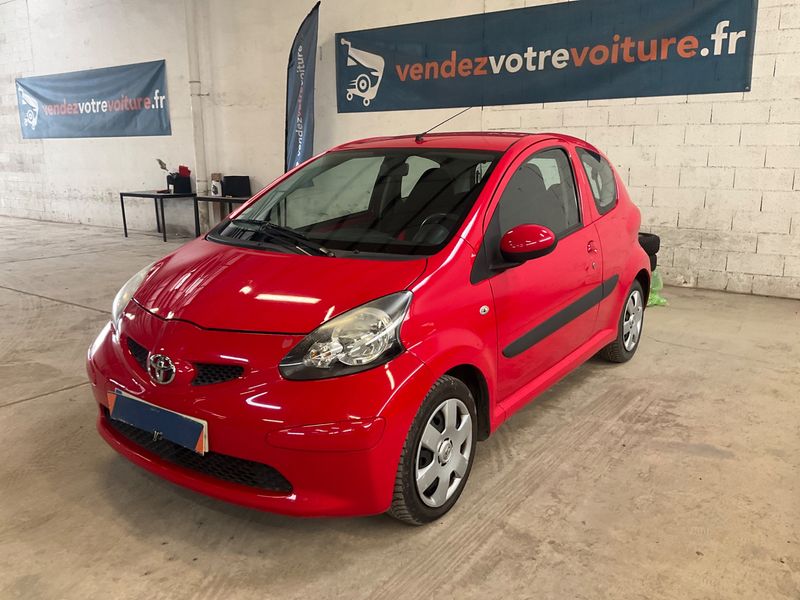 Toyota Aygo 1.4 Turbodiesel Confort — zdjęcie 1