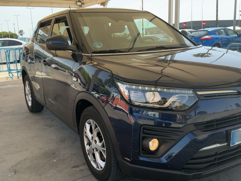 Ssangyong Tivoli 1.5 T-GDI Urban+ 4x2 — zdjęcie 8