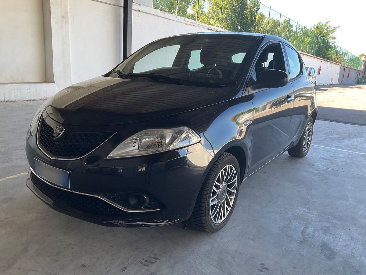 Lancia Ypsilon 2016