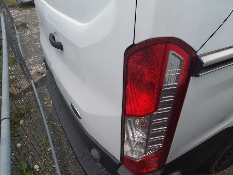 Ford Transit 2.0 TDCi 290 L2 — zdjęcie 5