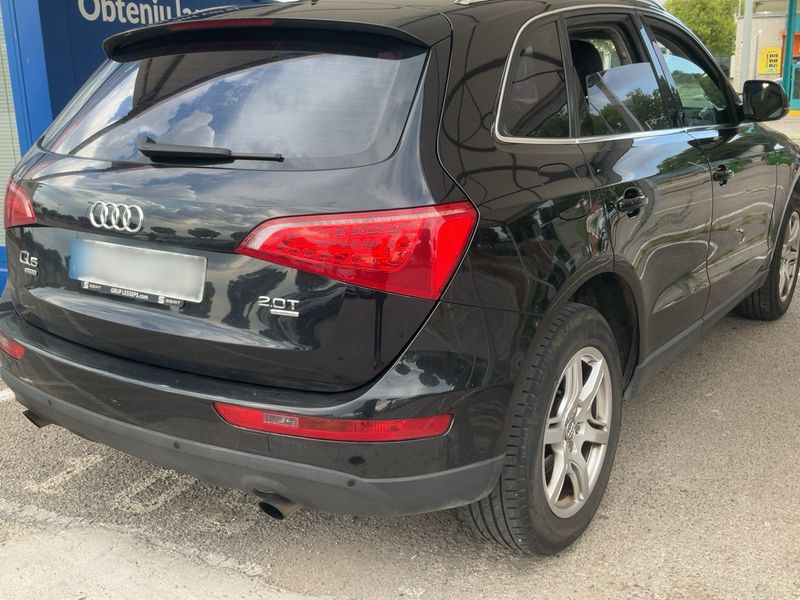 Audi Q5 2.0 TFSI quattro — zdjęcie 6