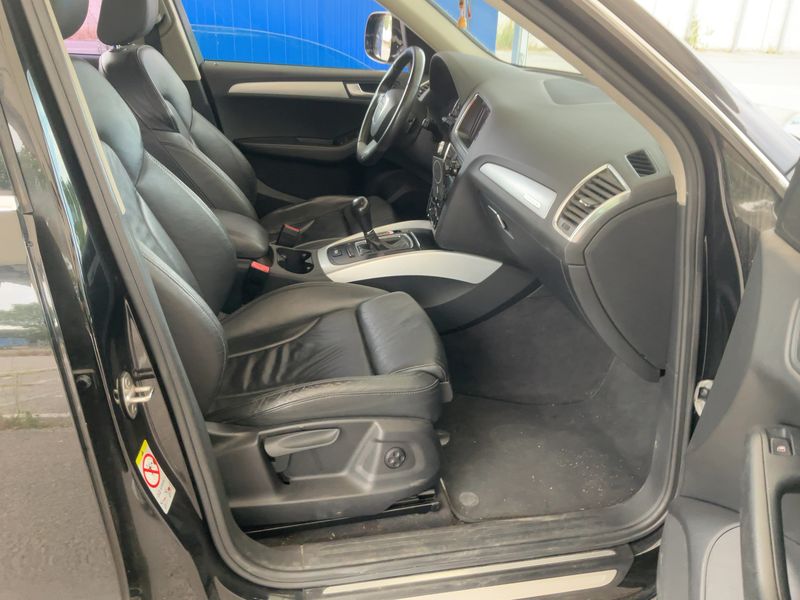 Audi Q5 2.0 TFSI quattro — zdjęcie 11