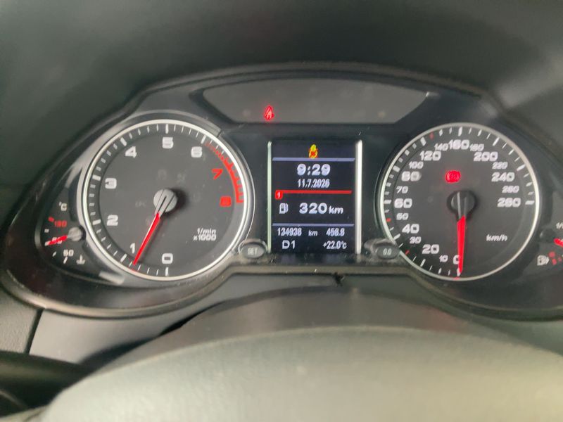Audi Q5 2.0 TFSI quattro — zdjęcie 13