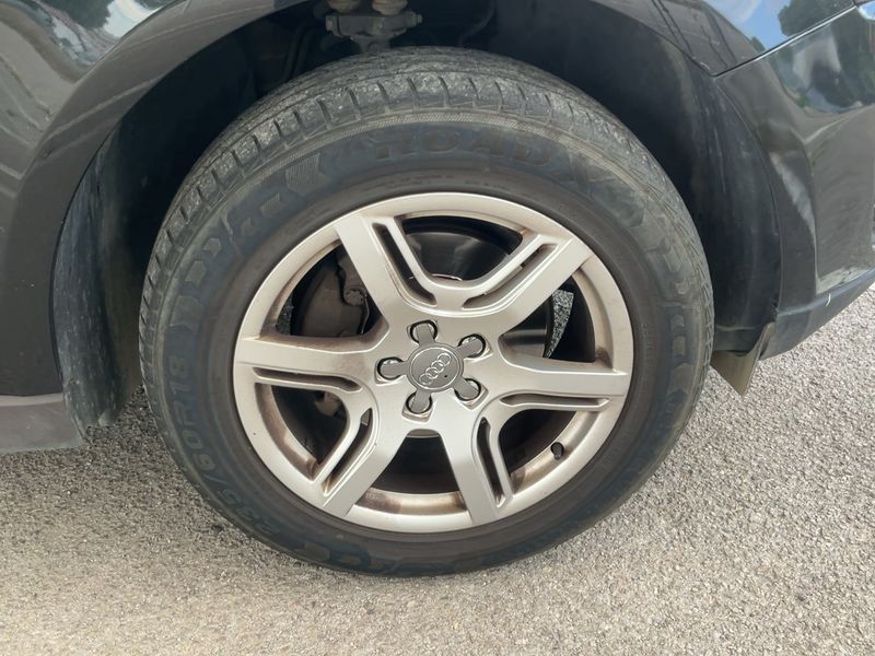 Audi Q5 2.0 TFSI quattro 2009 – снимка 11
