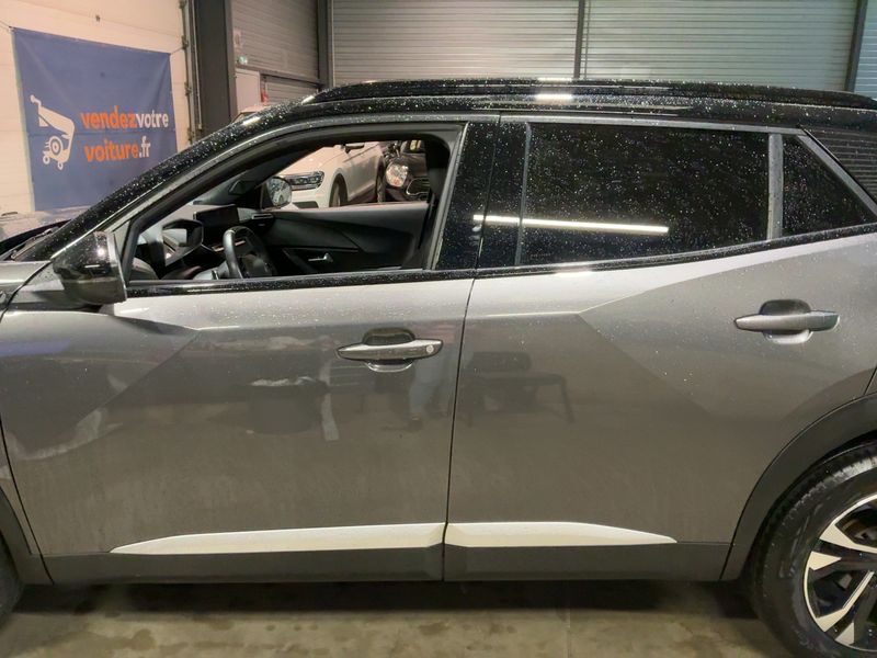 Peugeot 2008 1.2 PureTech GT — zdjęcie 4