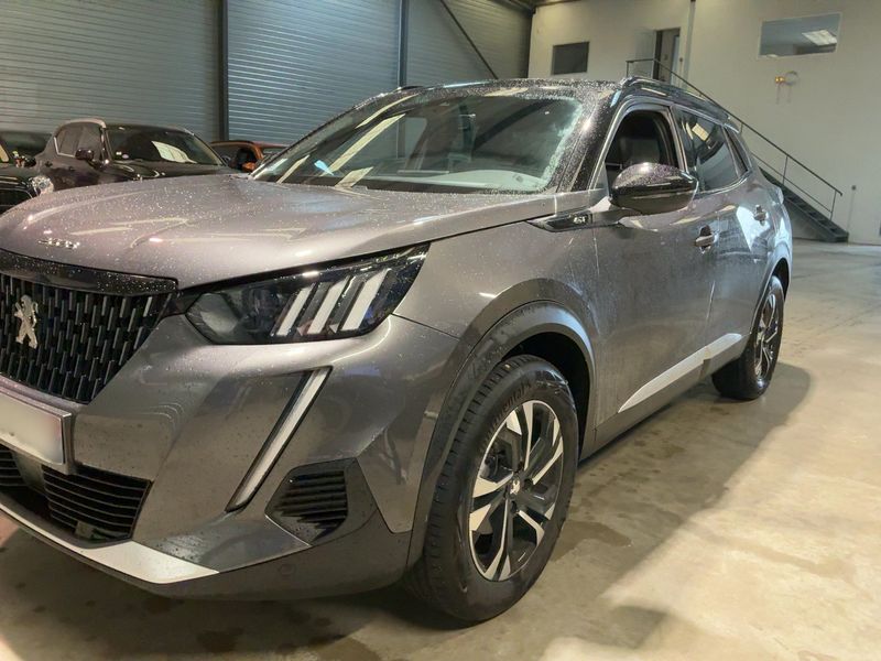 Peugeot 2008 1.2 PureTech GT — zdjęcie 2