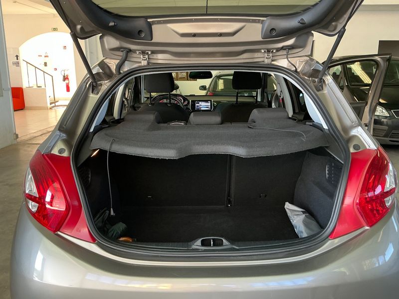 Peugeot 208 1.2 e-VTi Active 2012 – снимка 15