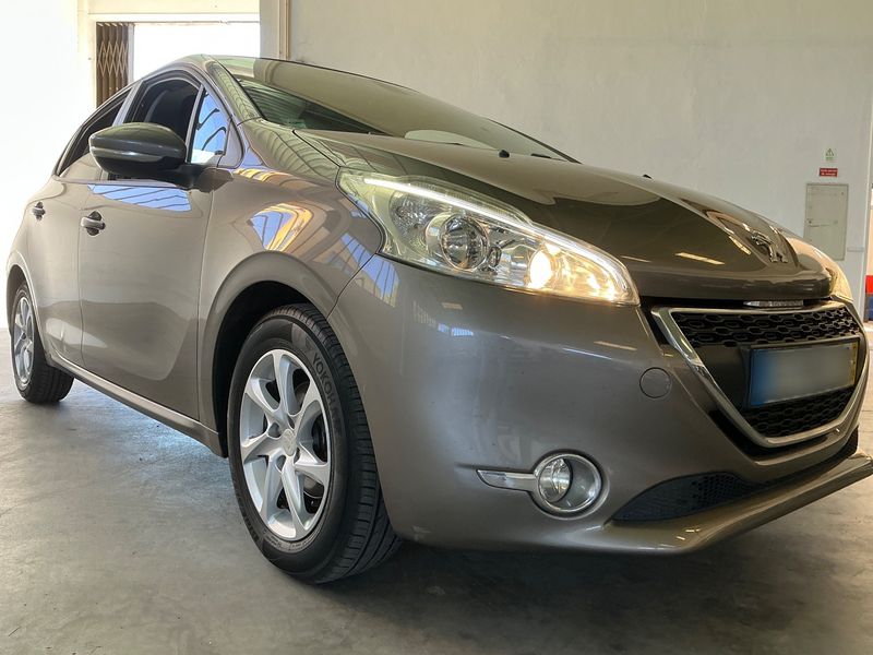 Peugeot 208 1.2 e-VTi Active 2012 – снимка 12