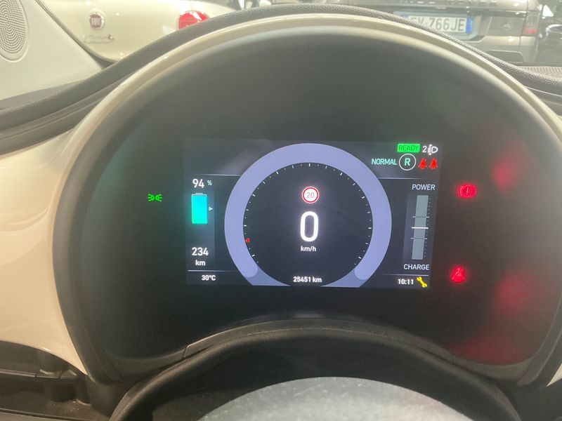 Fiat 500e Cabrio electric drive 87 kW 2024 – снимка 18
