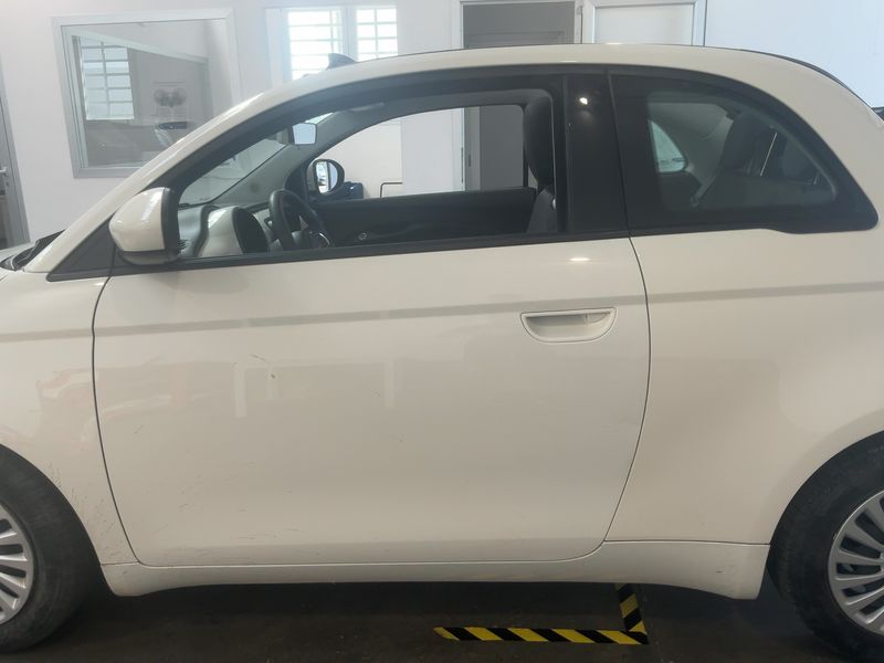 Fiat 500e Cabrio electric drive 87 kW 2024 – снимка 4