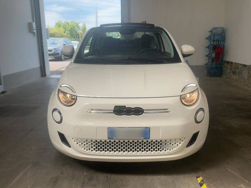 Fiat 500e Cabrio electric drive 87 kW 2024 – снимка 14