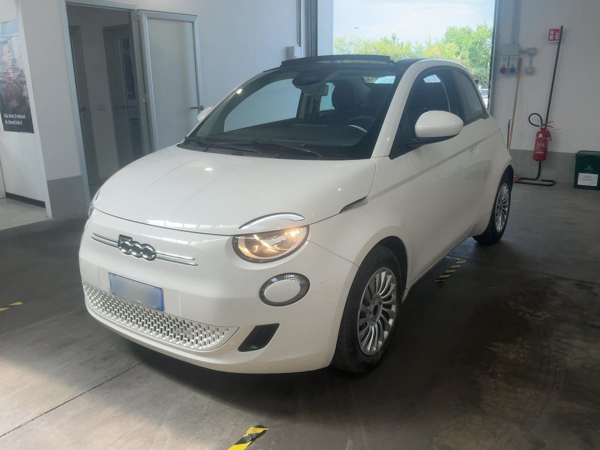 Fiat 500e 2024
