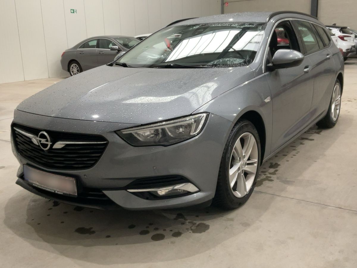 Opel Insignia 2018 — photo 1