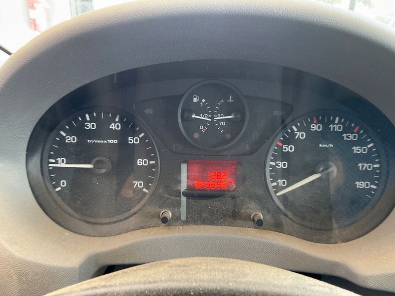 Fiat Scudo 1.6 JTDM 10 SX L1H1 90 Multijet — zdjęcie 4