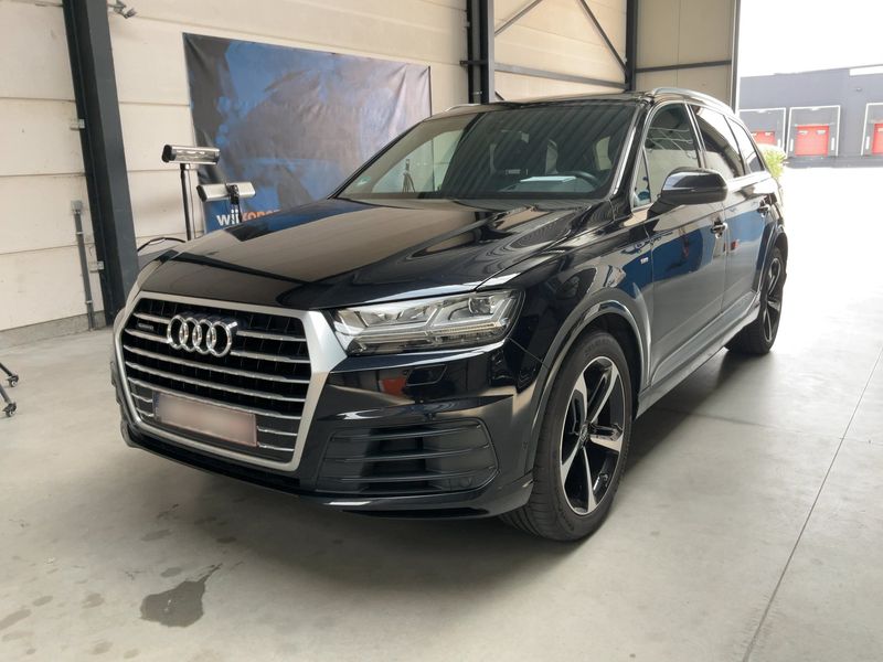 Audi Q7 45 TDI quattro — zdjęcie 2