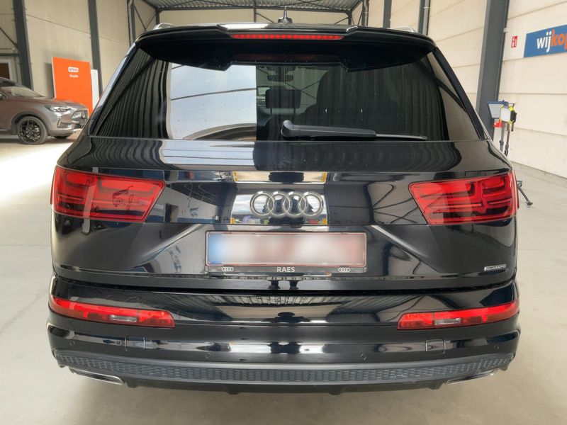 Audi Q7 45 TDI quattro — zdjęcie 5