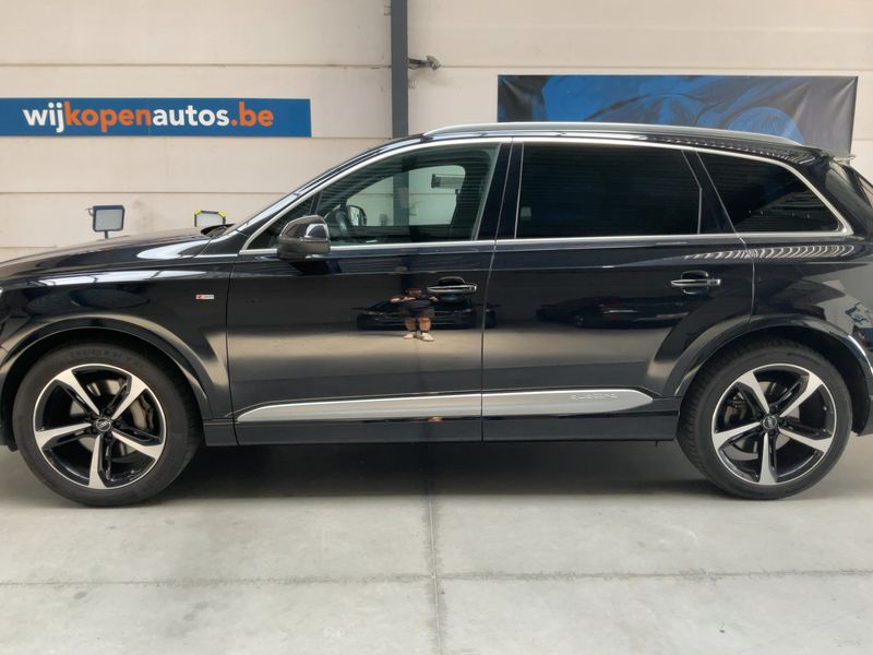 Audi Q7 45 TDI quattro — zdjęcie 4