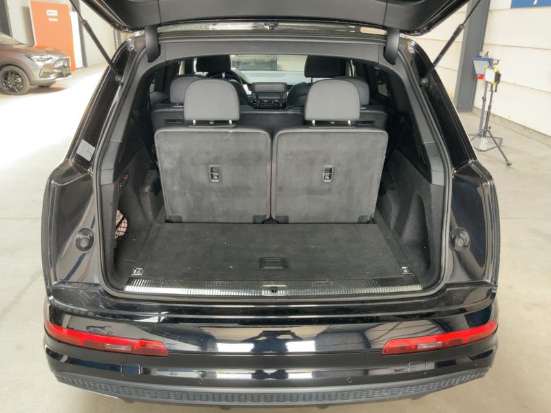 Audi Q7 45 TDI quattro — zdjęcie 10