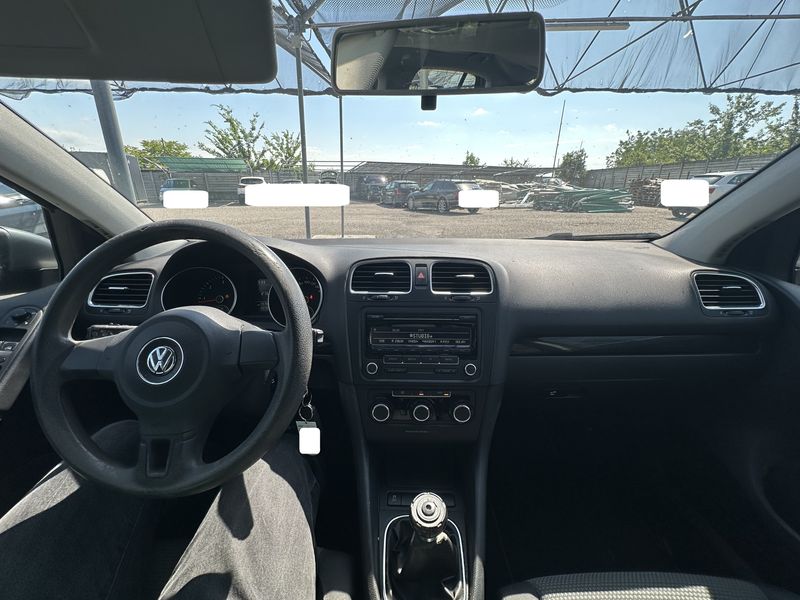 Volkswagen Golf VI 1.6 TDI Comfortline — zdjęcie 10