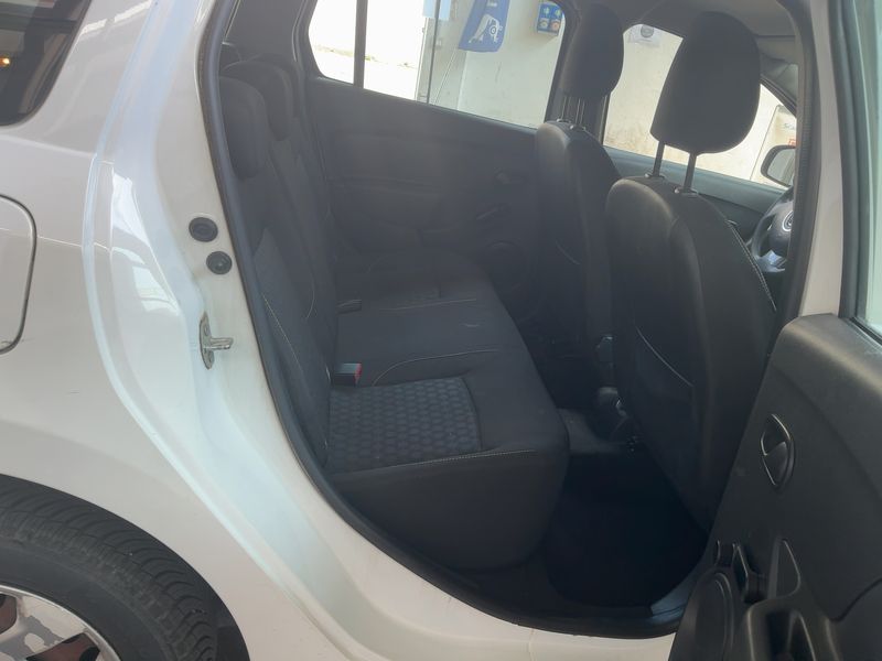 Dacia Logan MCV 0.9 TCe LPG Laureate — zdjęcie 14