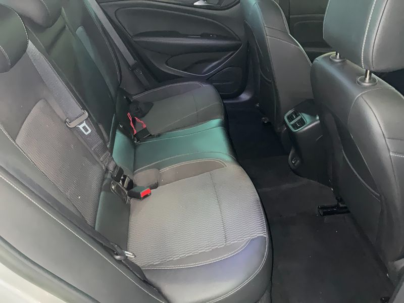 Opel Insignia Sports Tourer 1.6 CDTI DPF Innovation — zdjęcie 14