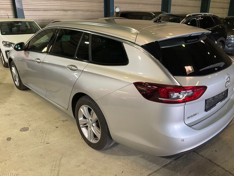 Opel Insignia Sports Tourer 1.6 CDTI DPF Innovation — zdjęcie 3