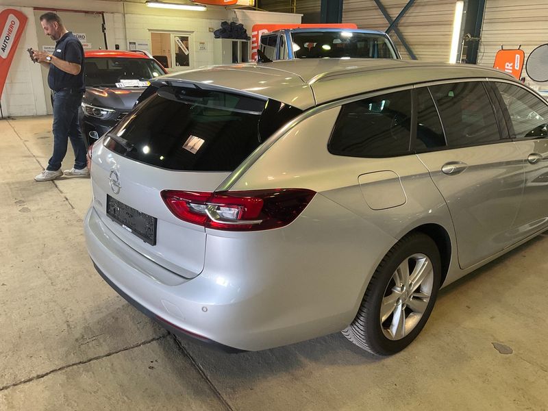 Opel Insignia Sports Tourer 1.6 CDTI DPF Innovation — zdjęcie 6