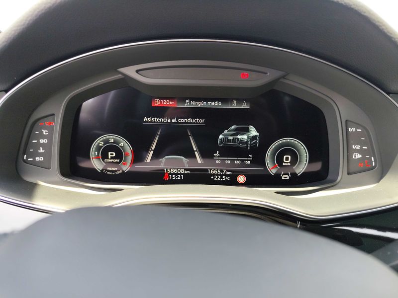 Audi Q8 50 TDI Mild-Hybrid quattro — zdjęcie 12