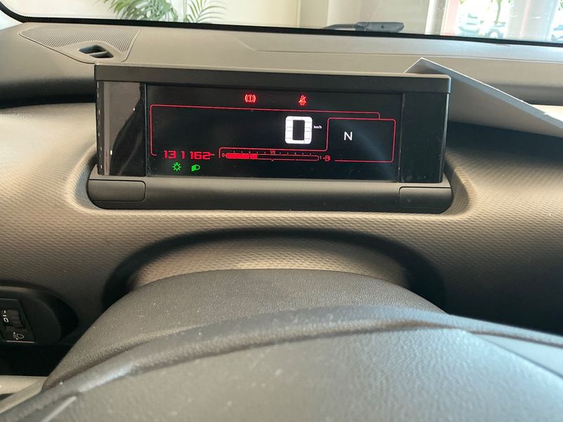 Citroen C4 Cactus 1.6 e-HDi Feel — zdjęcie 13
