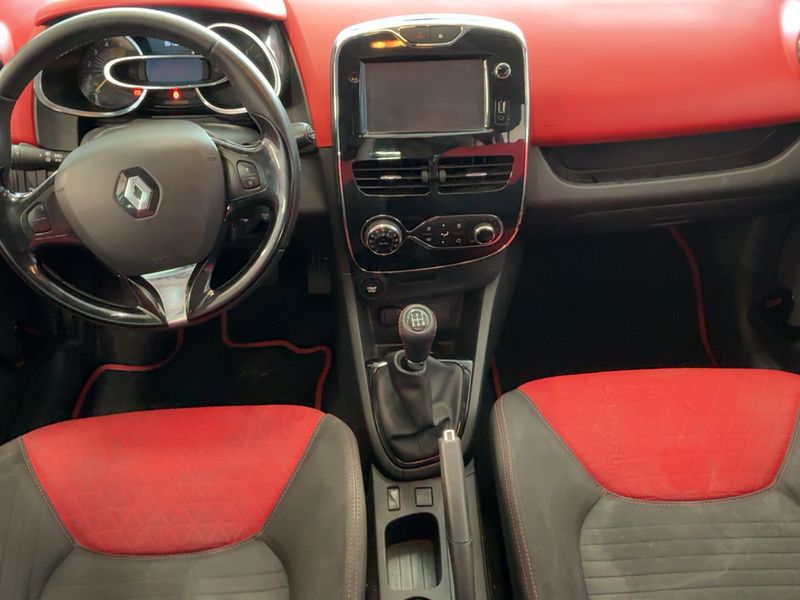 Renault Clio 1.5 dCi Intens — zdjęcie 12