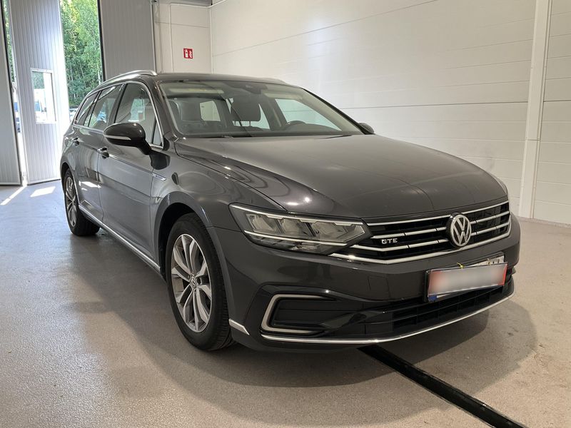 Volkswagen Passat 1.4 GTE 2019 – снимка 12