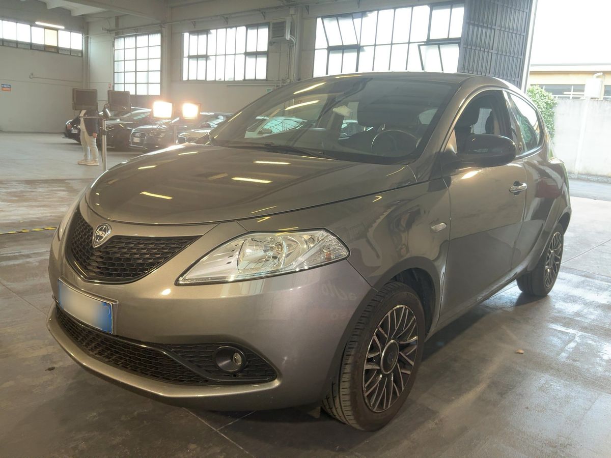 Lancia Ypsilon 2019