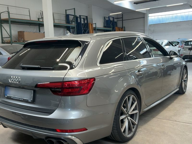 Audi S4 3.0 V6 TFSI quattro — zdjęcie 6