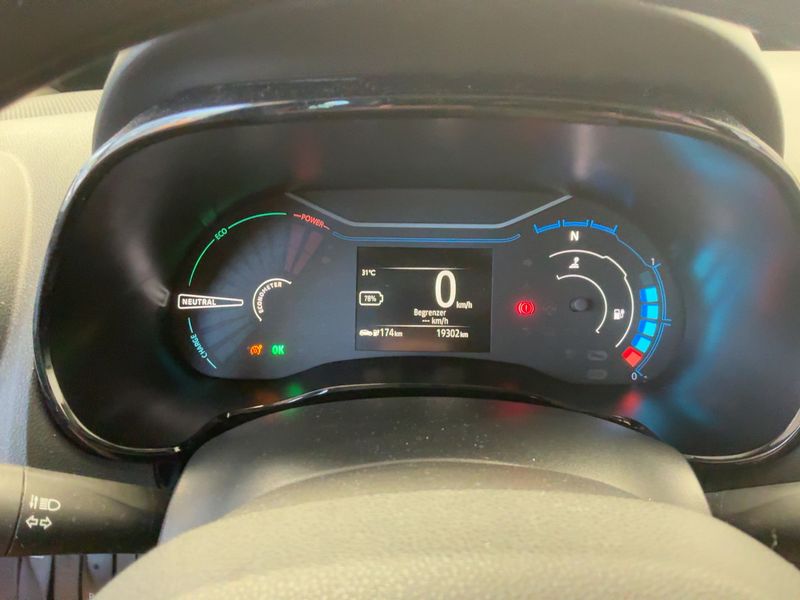 Dacia Spring electric drive 33 kW Comfort Plus — zdjęcie 13