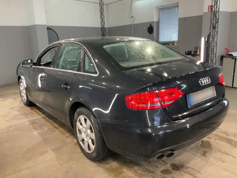 Audi A4 1.8 TFSI Ambiente 2011 – снимка 6