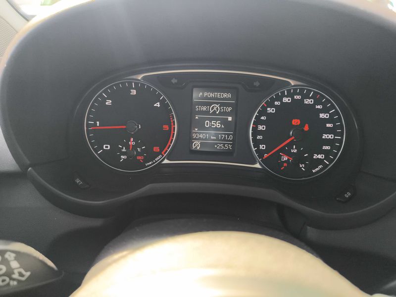 Audi A1 1.4 TDI Adrenalin — zdjęcie 12