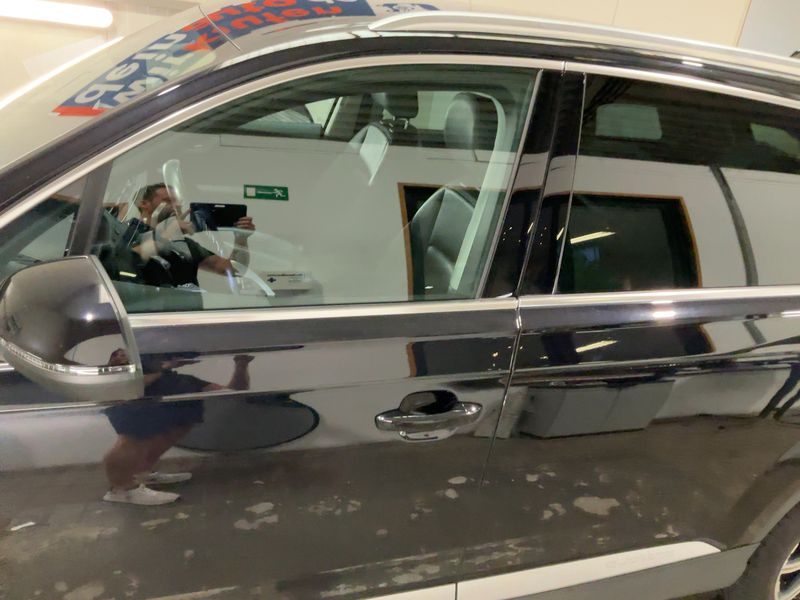 Audi Q7 50 TDI quattro — zdjęcie 4