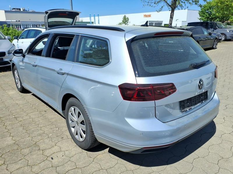 Volkswagen Passat 2.0 TDI Business — zdjęcie 3