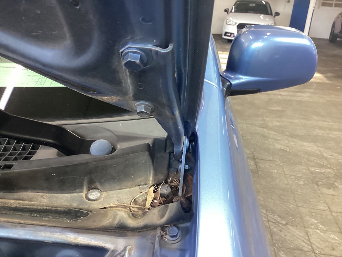 Mitsubishi Space 2002 — photo 13