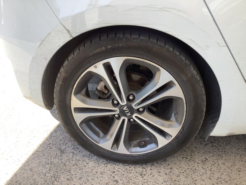 Kia cee'd 1.6 CRDi Tech 2017 – снимка 9