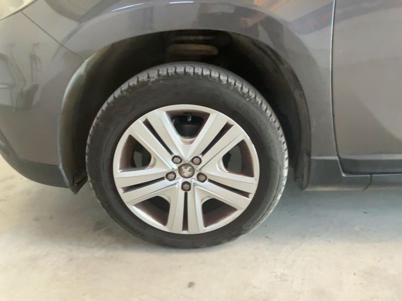 Peugeot 2008 1.2 VTi Style 2017 – снимка 3