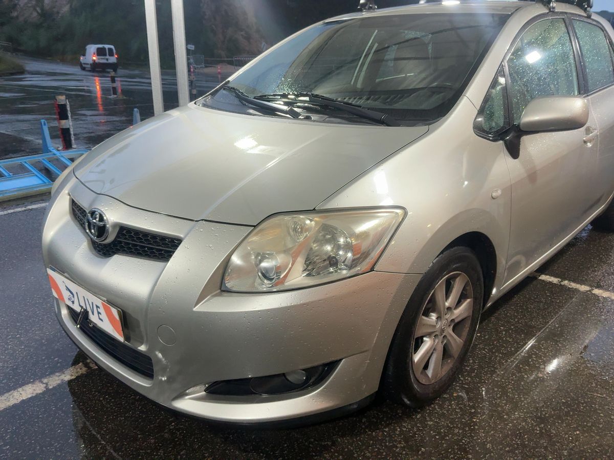 Toyota Auris 1.4 D-4D Sol