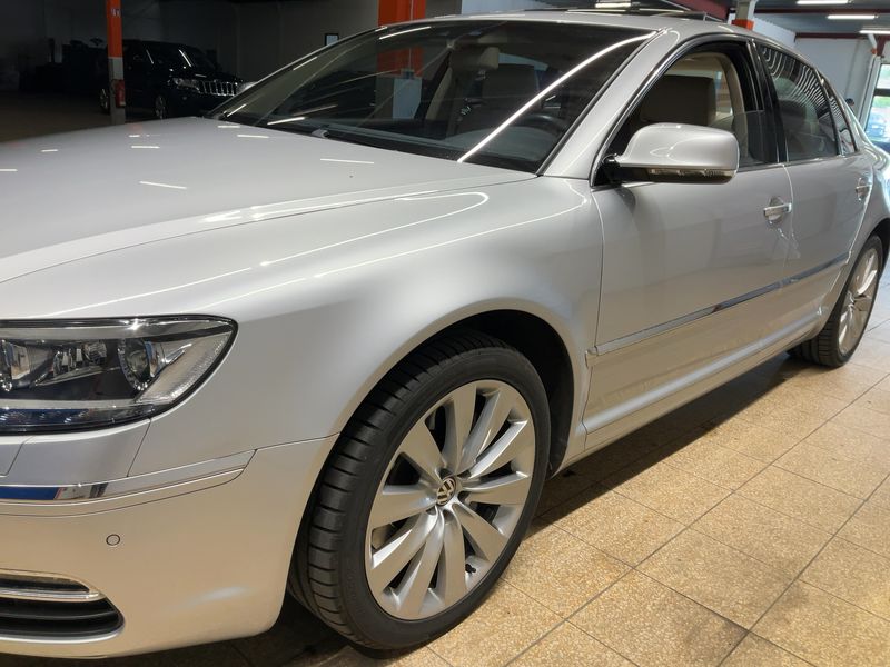 Volkswagen Phaeton 3.6 V6 FSI 4Motion — zdjęcie 2