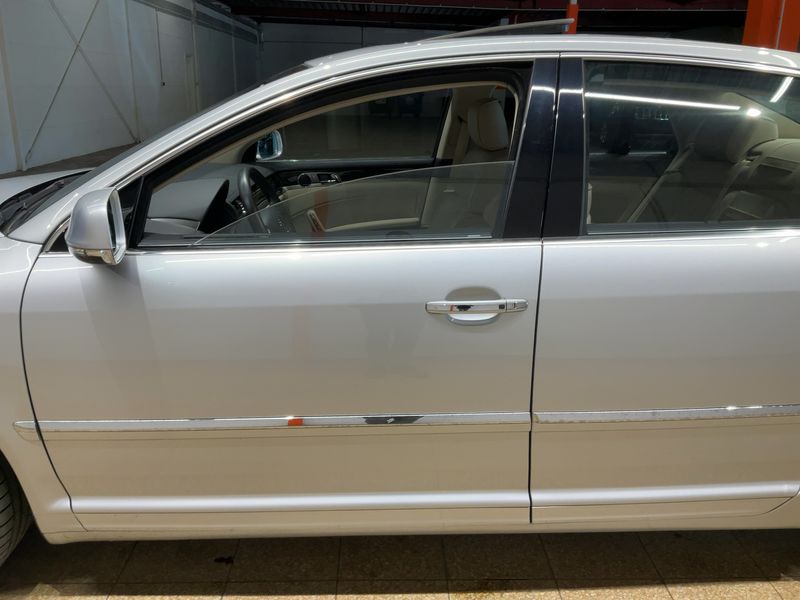 Volkswagen Phaeton 3.6 V6 FSI 4Motion — zdjęcie 4
