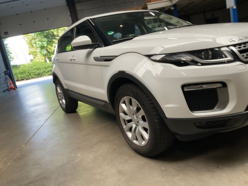 Land Rover Evoque 2.0 Td4 SE 2016 – снимка 12