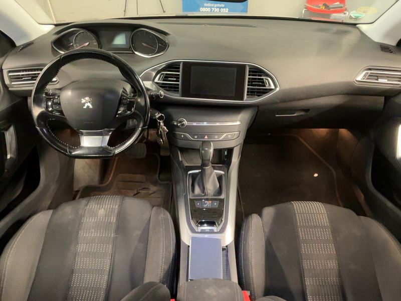 Peugeot 308 1.6 Blue-HDi Allure — zdjęcie 12