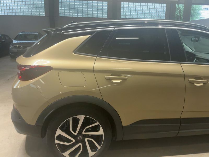 Opel Grandland X 1.2 Turbo Dynamic — zdjęcie 6